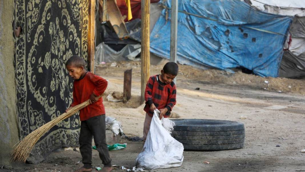 İşte İsrail saldırılarının gölgesindeki Gazze'nin son hali 10